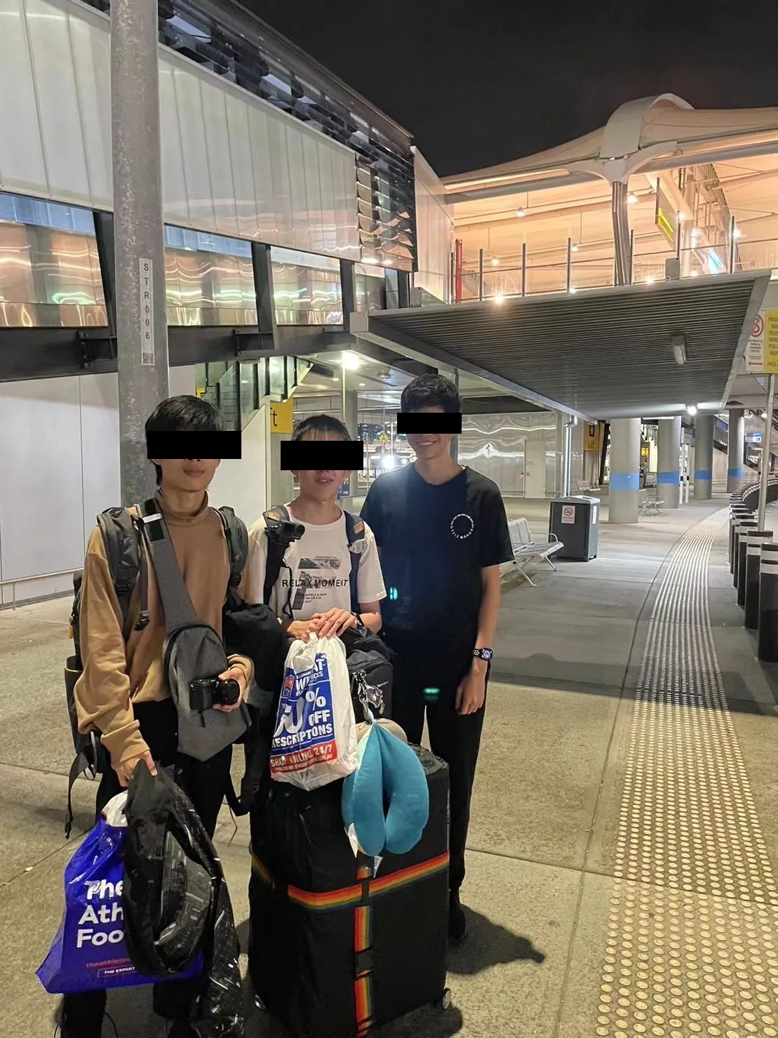 感谢友人B凌晨前来送机❤